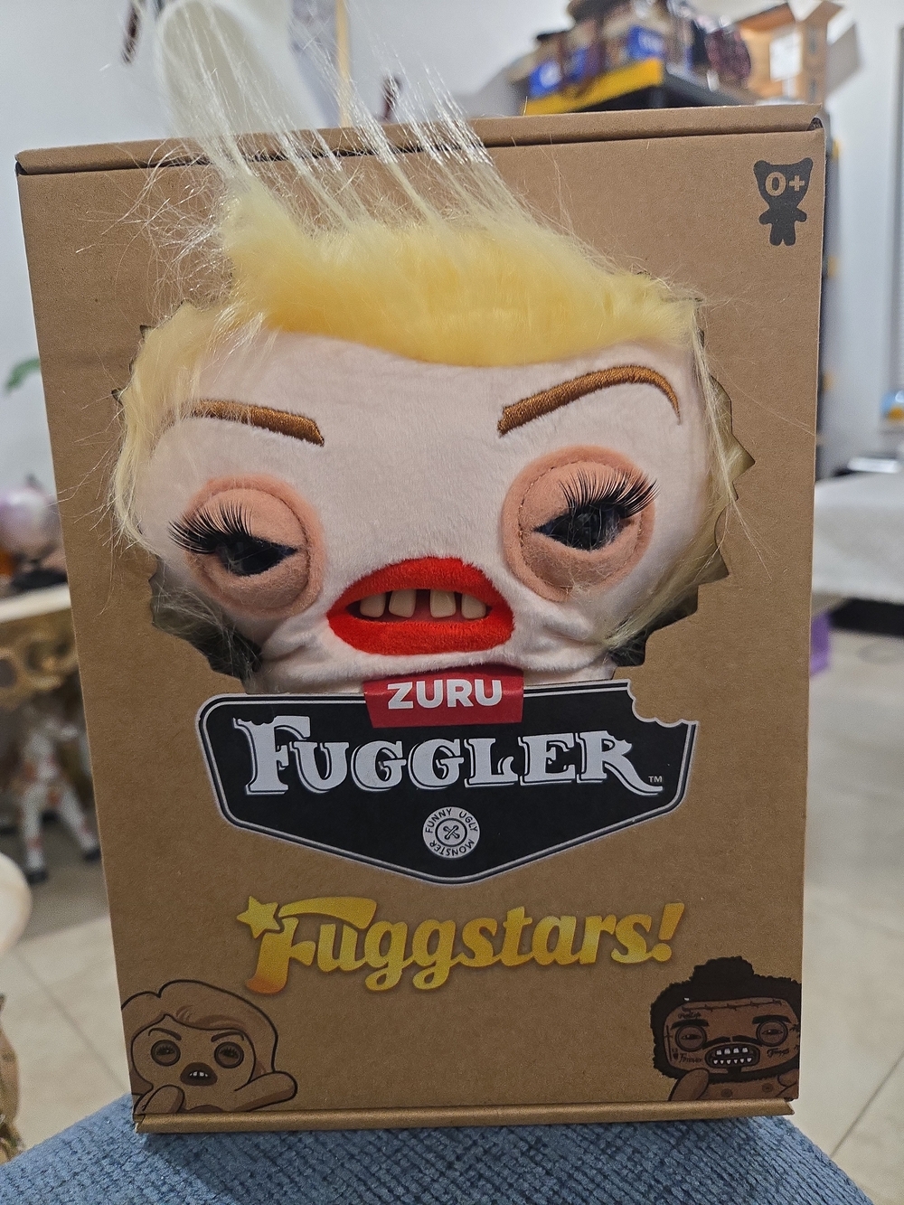 ZURU FUGGLER FUGGSTARS FLEETING FARTLET TAYLOR SWIFT  9 INCH PLUSH NIB
